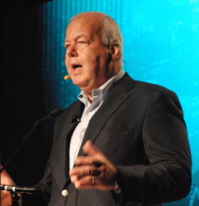 Cofer Black addresses attendees of the Black Hat Briefings, Aug 3, 2011